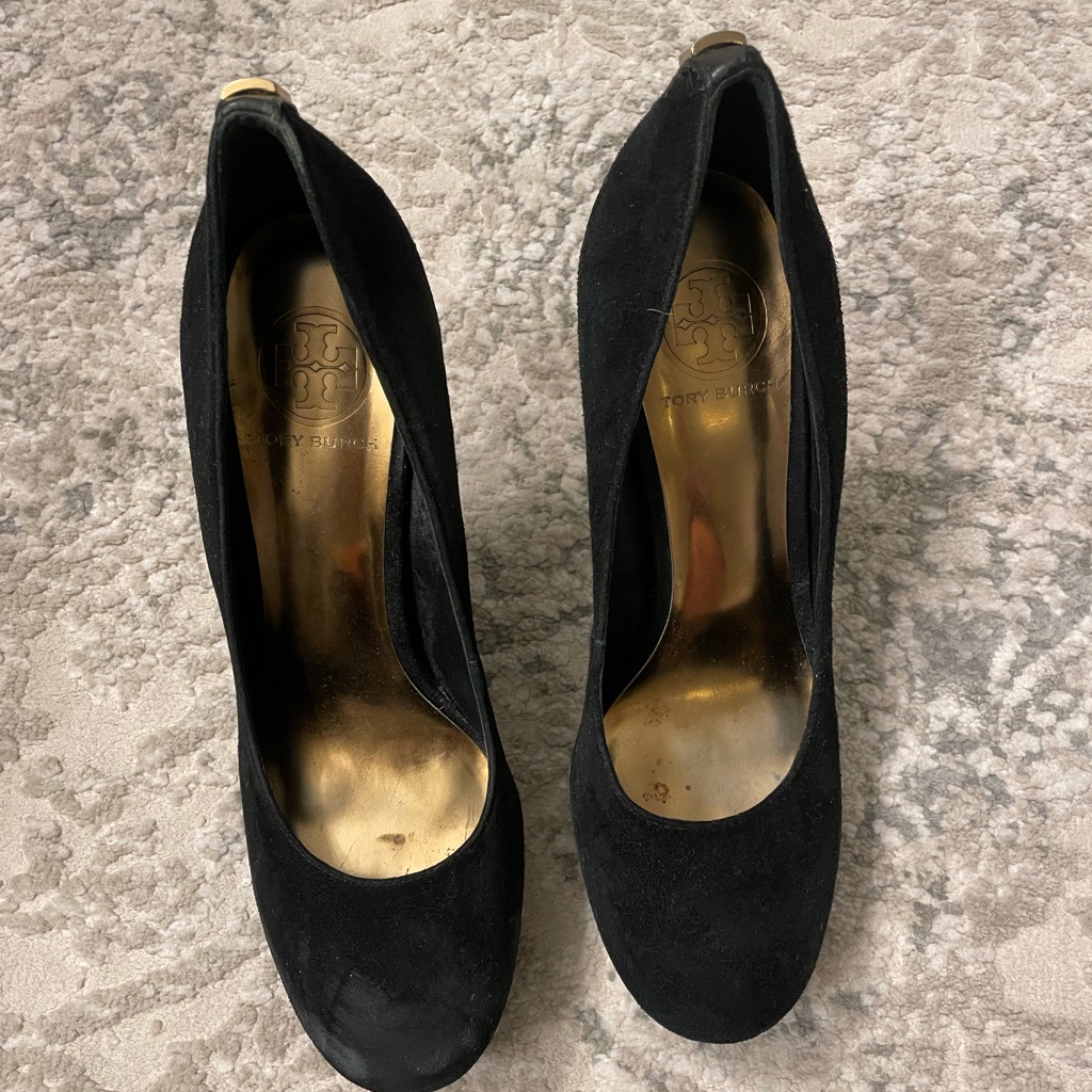 Size 9 Tory Burch Black Suede Pumps There Are Scuff Marks As Seen In The Photos